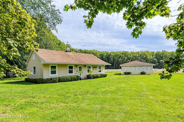 25 Water Street, Colts Neck, NJ 07722