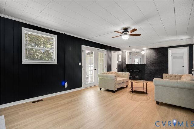 520 Heth Rd, Petersburg, VA 23805