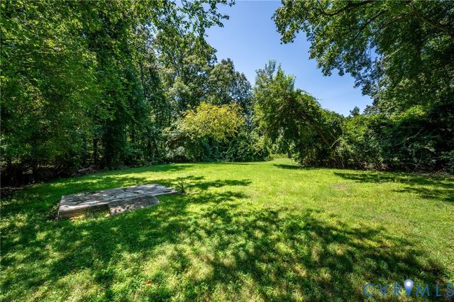 520 Heth Rd, Petersburg, VA 23805