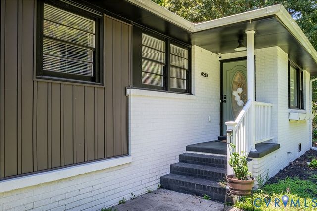 520 Heth Rd, Petersburg, VA 23805