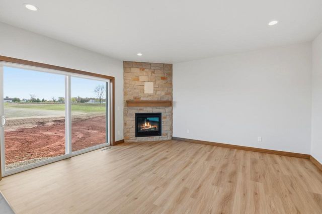 1853 LONDON ROAD, Green Bay, WI 54311