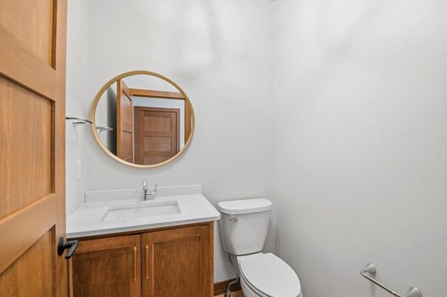 1853 LONDON ROAD, Green Bay, WI 54311