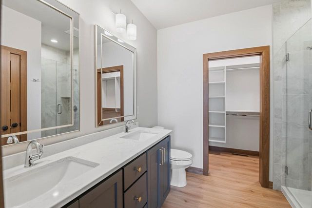 1853 LONDON ROAD, Green Bay, WI 54311