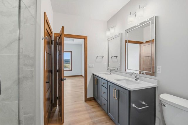 1853 LONDON ROAD, Green Bay, WI 54311