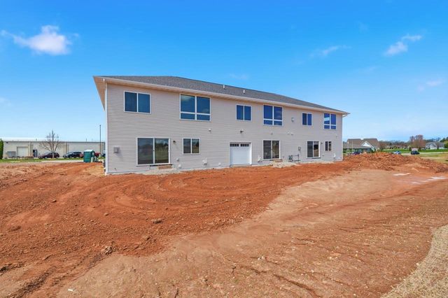 1853 LONDON ROAD, Green Bay, WI 54311