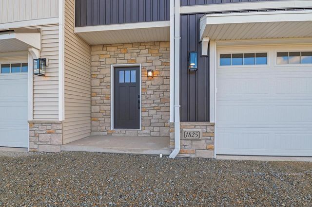 1853 LONDON ROAD, Green Bay, WI 54311