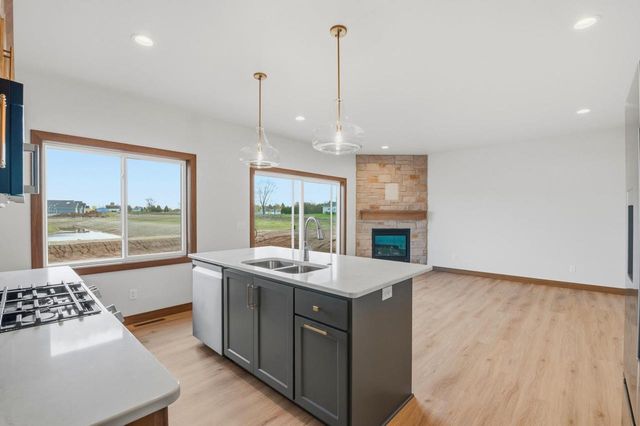 1853 LONDON ROAD, Green Bay, WI 54311