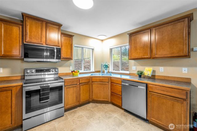 521 NE Matthew Drive, Belfair, WA 98528