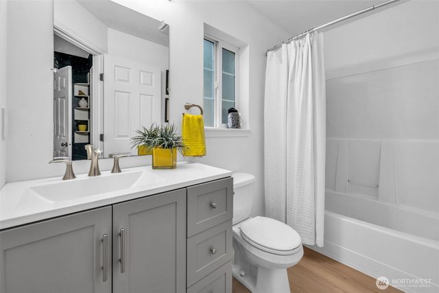 521 NE Matthew Drive, Belfair, WA 98528