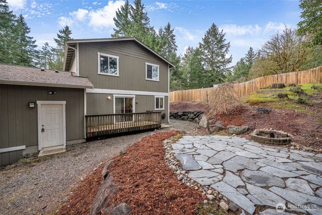 521 NE Matthew Drive, Belfair, WA 98528