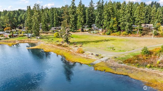 521 NE Matthew Drive, Belfair, WA 98528