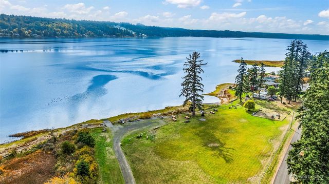 521 NE Matthew Drive, Belfair, WA 98528