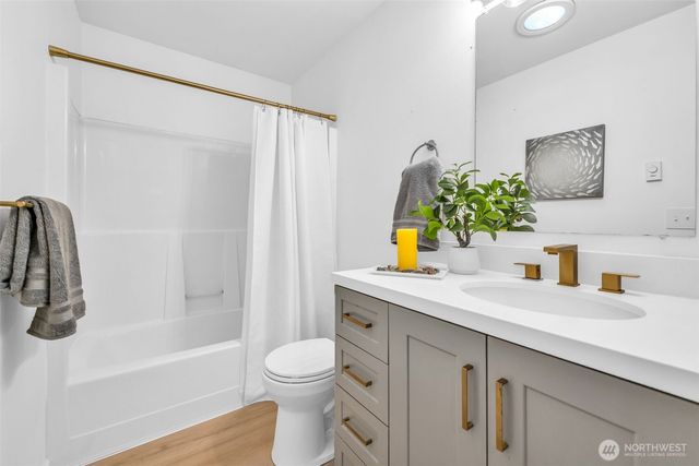 521 NE Matthew Drive, Belfair, WA 98528