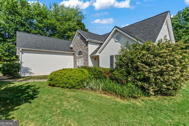 6245 Wilmington Way, Flowery Branch, GA 30542