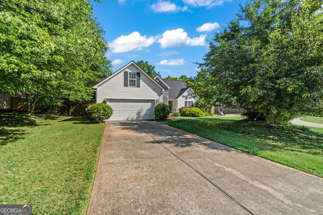 6245 Wilmington Way, Flowery Branch, GA 30542