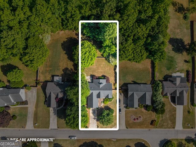 6245 Wilmington Way, Flowery Branch, GA 30542