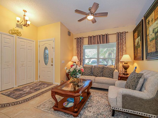444 SW Dolores Avenue, Port St Lucie, FL 34983