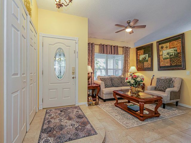 444 SW Dolores Avenue, Port St Lucie, FL 34983