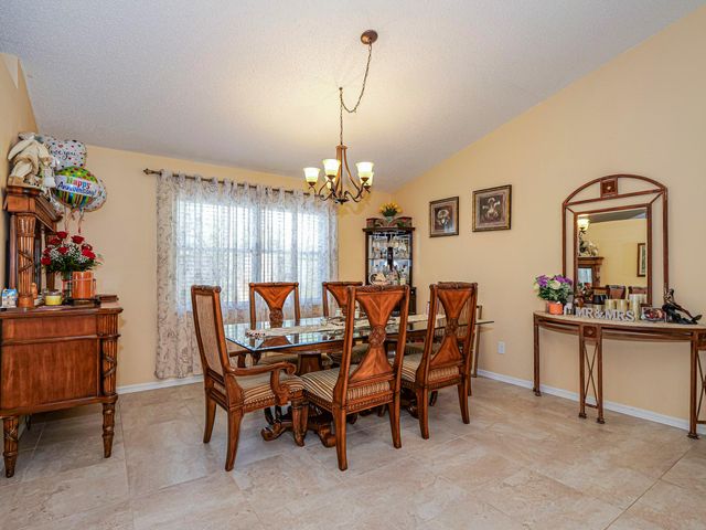 444 SW Dolores Avenue, Port St Lucie, FL 34983