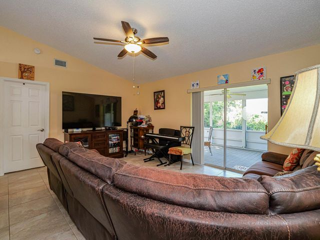 444 SW Dolores Avenue, Port St Lucie, FL 34983