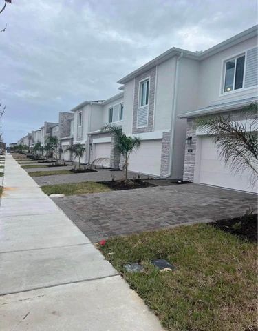 8974 SWING LANE, Davenport, FL 33896
