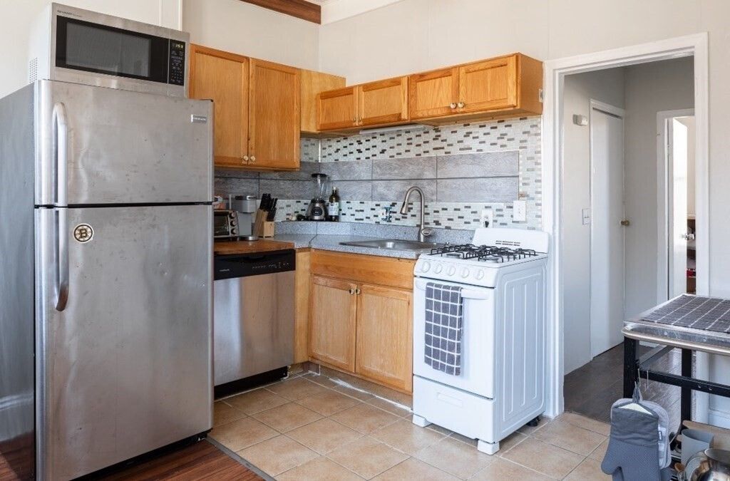 55 Coleman St 3, Boston, MA 02125