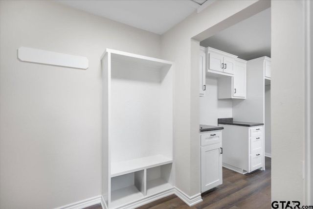 2007 N Palace, Tyler, TX 75702