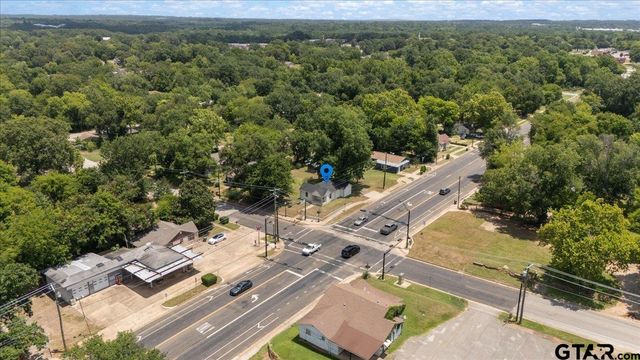 2007 N Palace, Tyler, TX 75702
