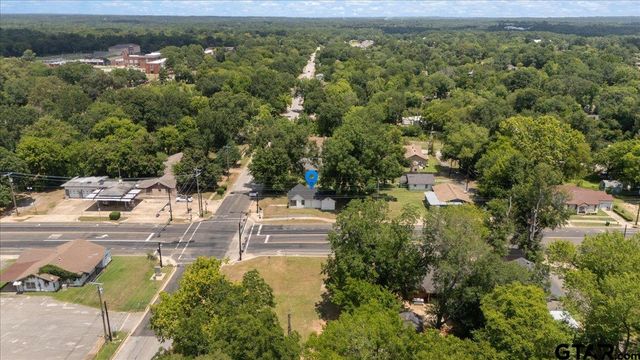 2007 N Palace, Tyler, TX 75702