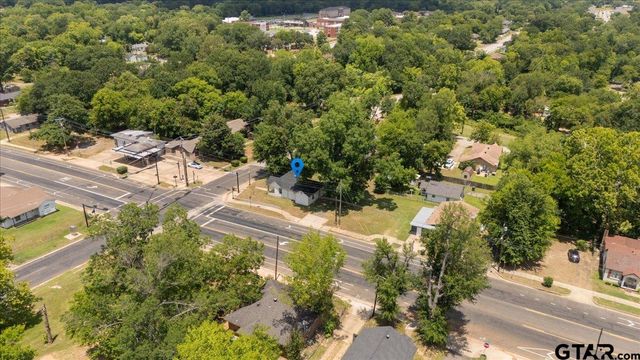2007 N Palace, Tyler, TX 75702