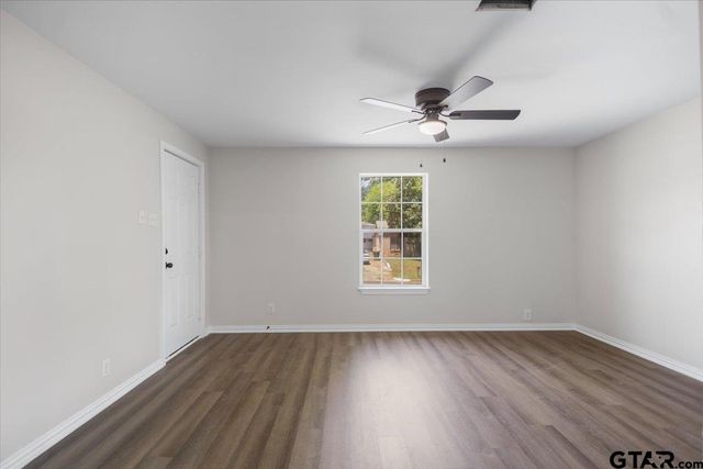 2007 N Palace, Tyler, TX 75702