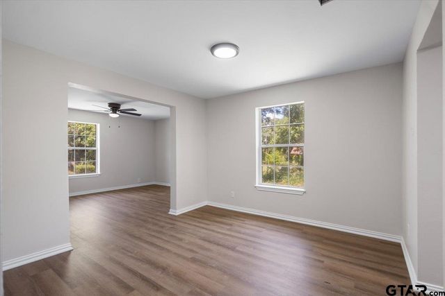 2007 N Palace, Tyler, TX 75702