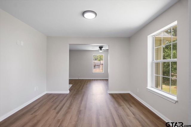 2007 N Palace, Tyler, TX 75702