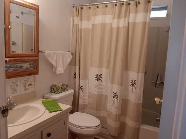 7781 SE Shenandoah Drive, Hobe Sound, FL 33455