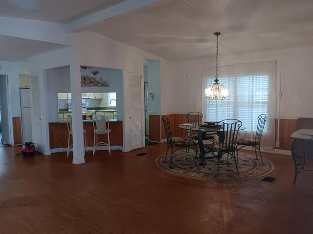 7781 SE Shenandoah Drive, Hobe Sound, FL 33455