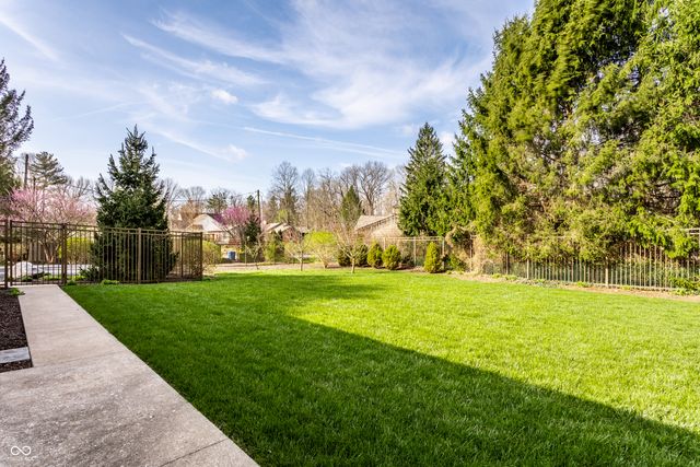 7548 Morningside Drive, Indianapolis, IN 46240