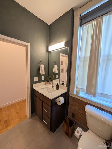 26 E 14th St, Cincinnati, OH 45202