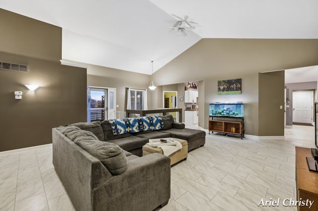 3700 8th Avenue, Hudsonville, MI 49426