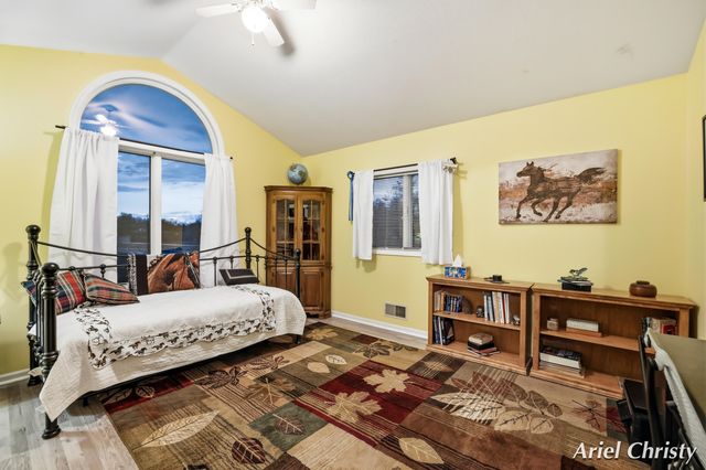 3700 8th Avenue, Hudsonville, MI 49426