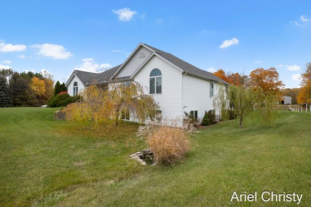 3700 8th Avenue, Hudsonville, MI 49426