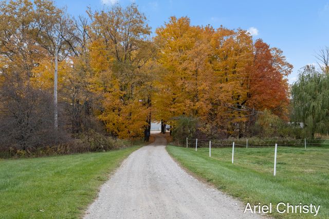 3700 8th Avenue, Hudsonville, MI 49426