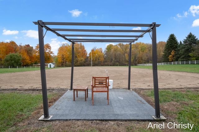 3700 8th Avenue, Hudsonville, MI 49426