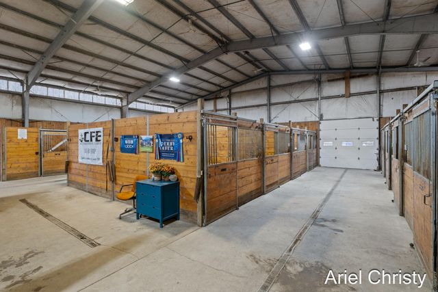 3700 8th Avenue, Hudsonville, MI 49426