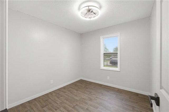 17410 Chestnut Drive, Belton, MO 64012