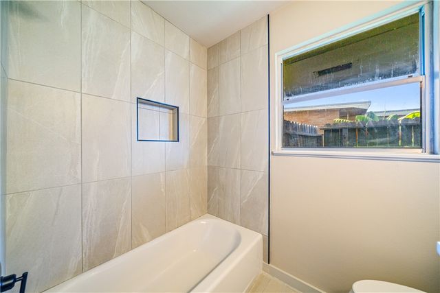 713 Drexel Dr, Corpus Christi, TX 78412