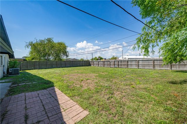 713 Drexel Dr, Corpus Christi, TX 78412