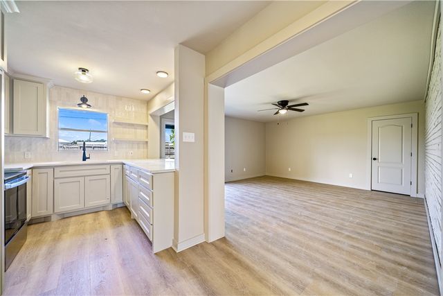 713 Drexel Dr, Corpus Christi, TX 78412