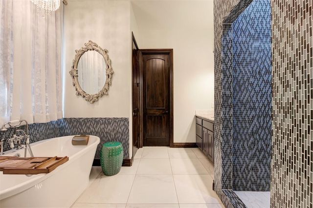 9109 Via Del Vista, Oklahoma City, OK 73131