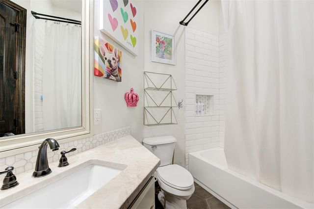 9109 Via Del Vista, Oklahoma City, OK 73131