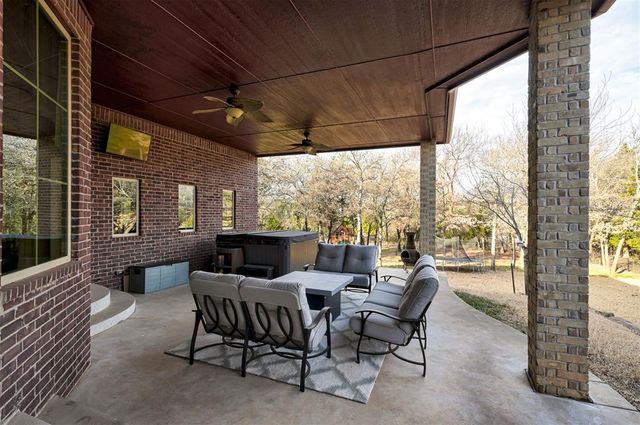 9109 Via Del Vista, Oklahoma City, OK 73131